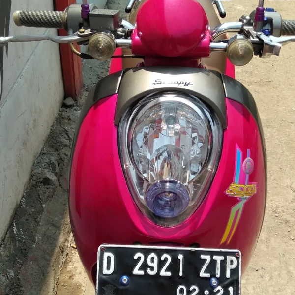 SAPPORO Ultimate Honda Magenta M68 400ml