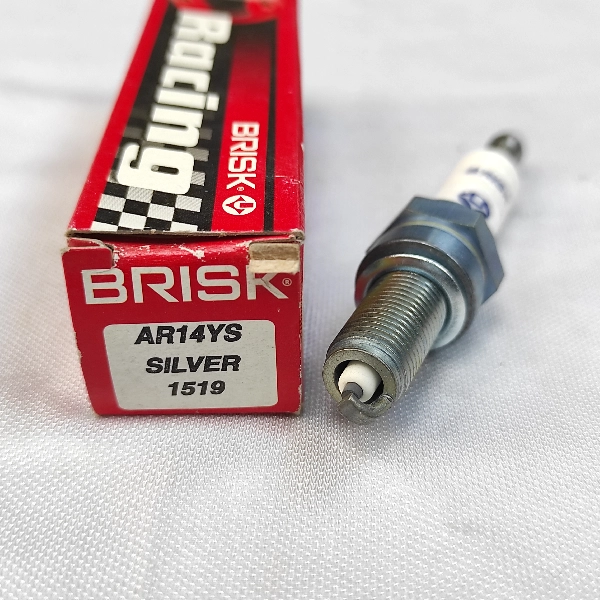 BRISK Busi AR14YS Silver Racing