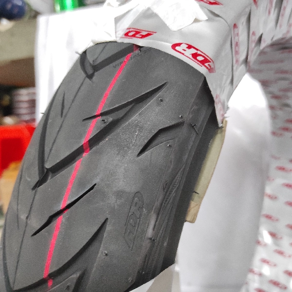 FDR Ban Tubeless 100/80-17 Genzi