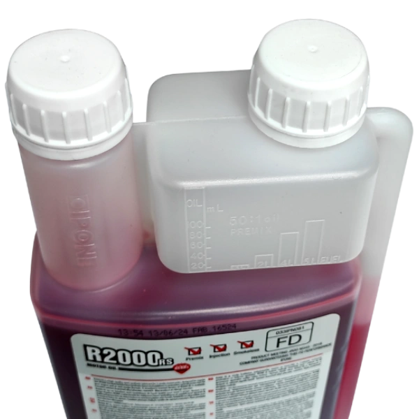 IPONE 2T Strawberry R2000 RS Oli 1L