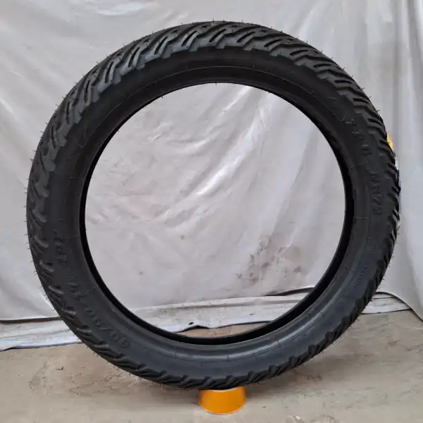 IRC NR72 Ban Tube Type 90/90-17