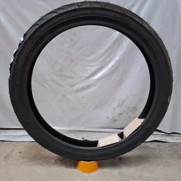 IRC NR93 Ban Tubeless 70/90-17