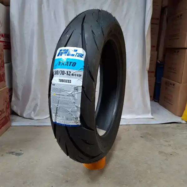 IRC SS560 Ban Tubeless 130/70-13