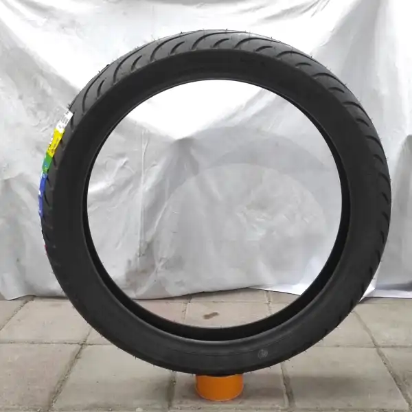 MICHELIN Pilot Street 90/80-17 (TL)