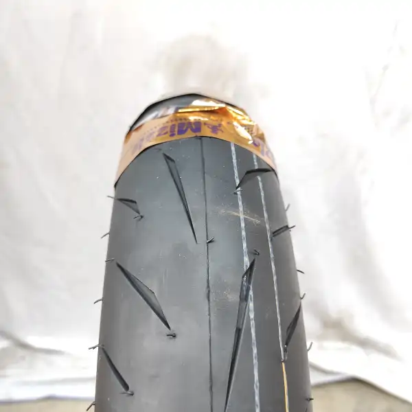 MIZZLE MR-X Ban Tubeless 90/80-14