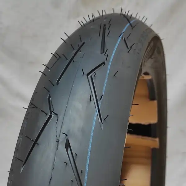 PIRELLI Diablo Rosso Corsa II 90/80-14